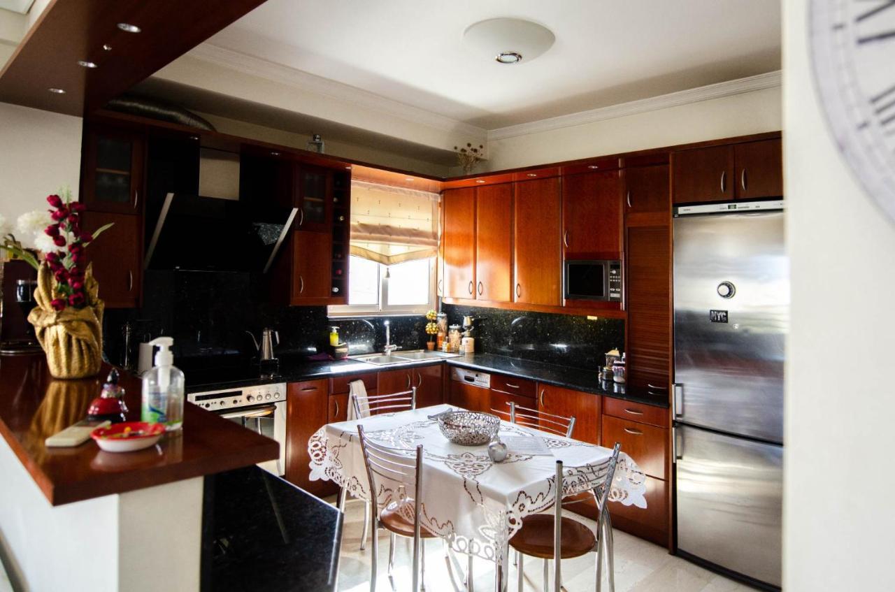 Aigio Park Apartment Zewnętrze zdjęcie
